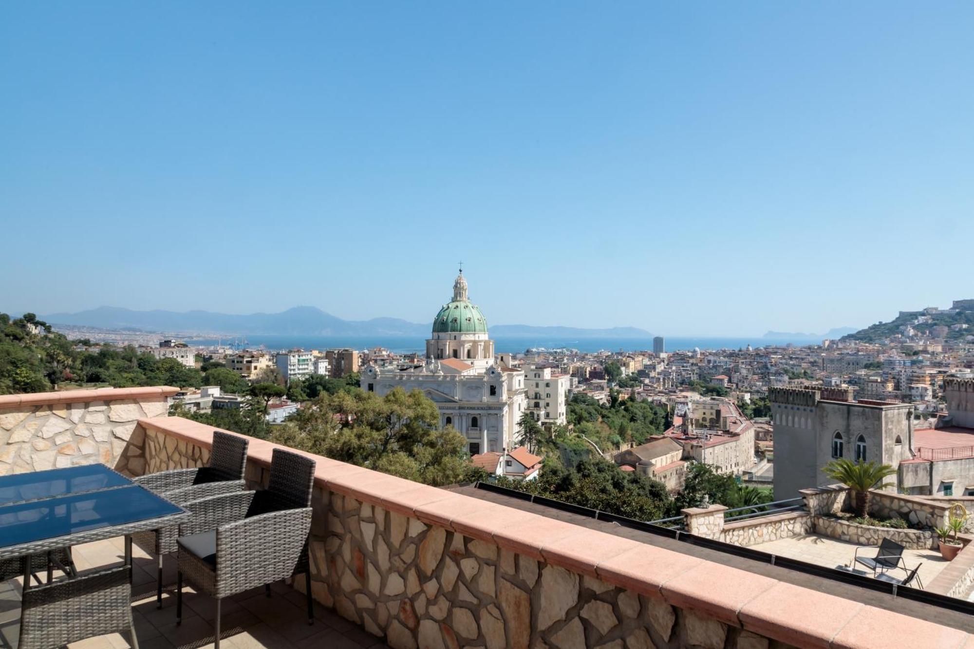 Nikita Casa Dei Girasoli Naples